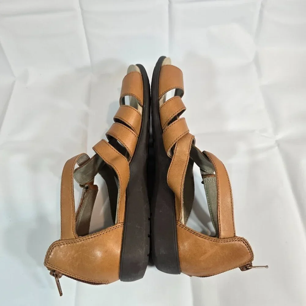 Aravon Abbey Gladiator Sandals Women Size 8 Leather Brown Zip Casual Bohemian